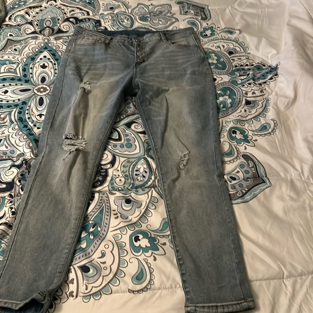 Ankle length, skinny jeans, size extra large